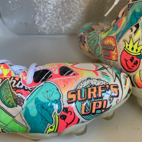 Under Armour cleats sz 11 lightly used in great shape with great graffics - Picture 7 of 9